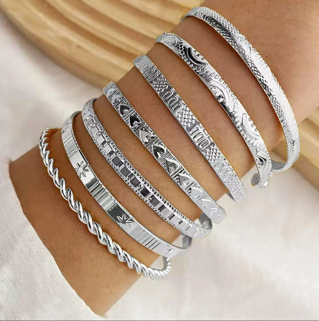 7-Piece Geometric & Rope Pattern Bracelet Set, Elegant  Zinc Alloy Open Bangles for All Seasons, • Perfect Gift for Daily Wear
