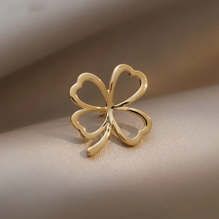 Exquisite Women‘s Brooch Crystal Snowflake Lapel Pins for Men Blue CZ Rhinestone Suit Clothes Badge Luxury Jewelry Accessories