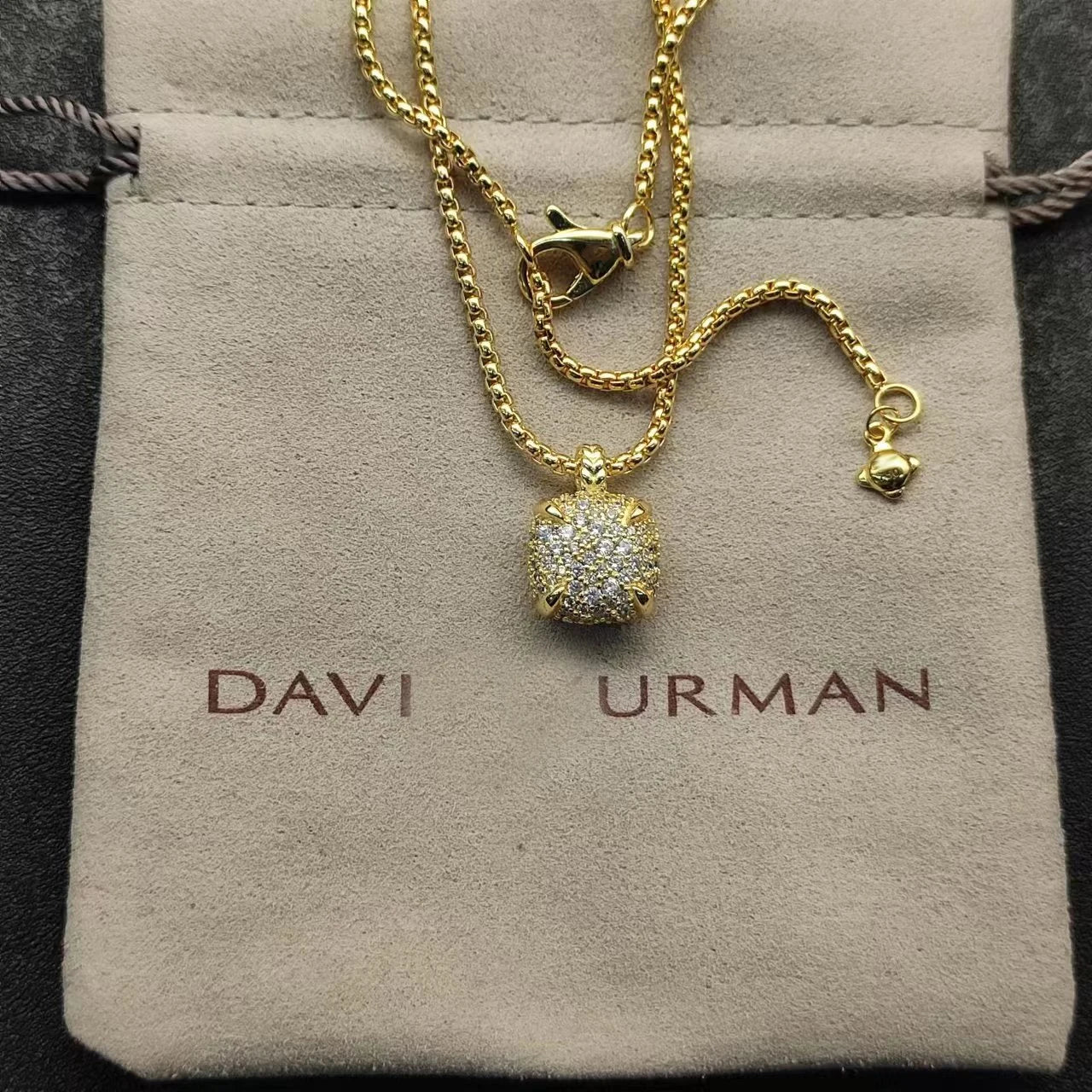 2025 New DY High-Quality Pendant Necklaces for Men and Women Elegant Versatile Designs