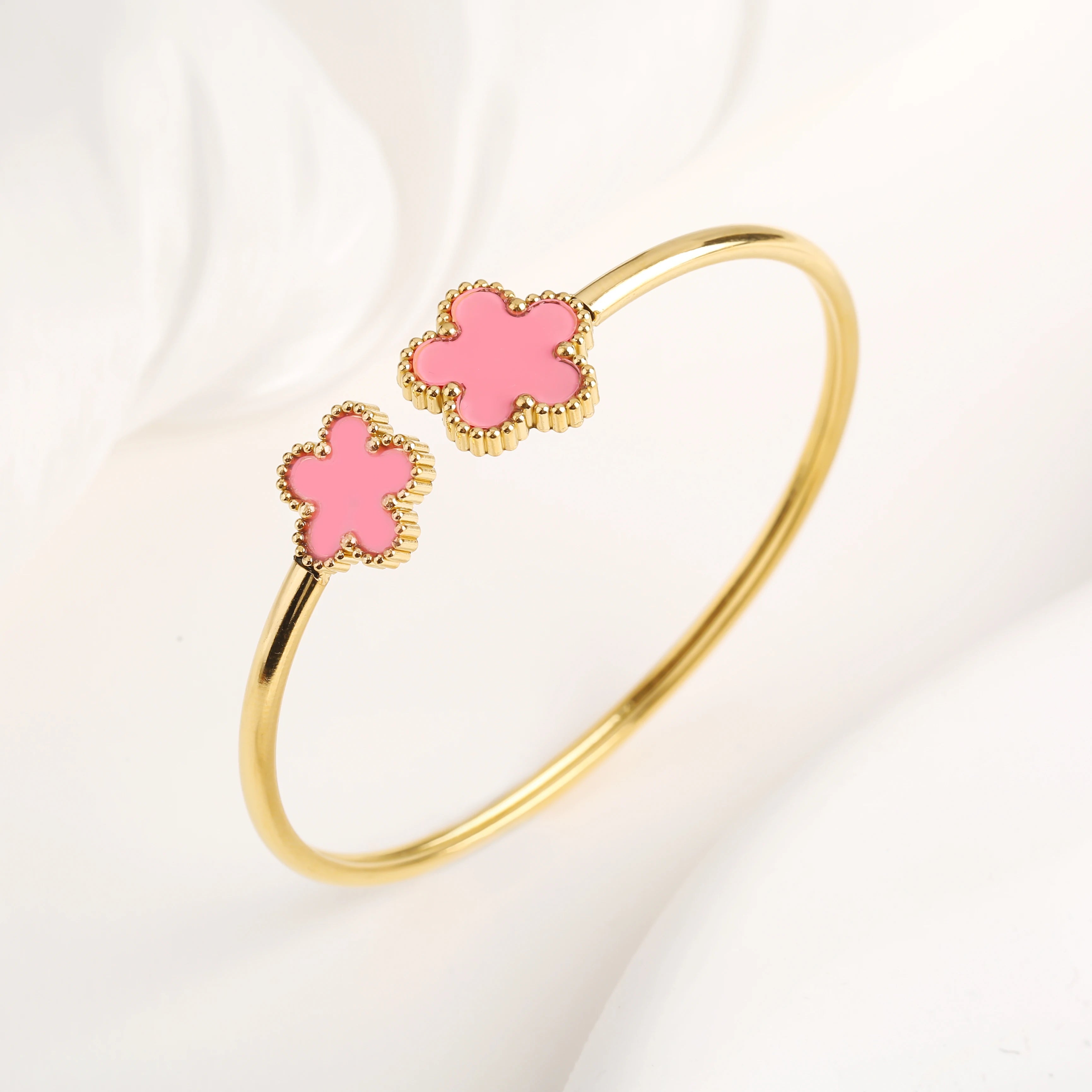 New Design Lucky Stainless Steel FIve Leaf Flower Bangle Ring Jewelry Set for Women Waterproof Fashion Jewelry Party Gift Clover