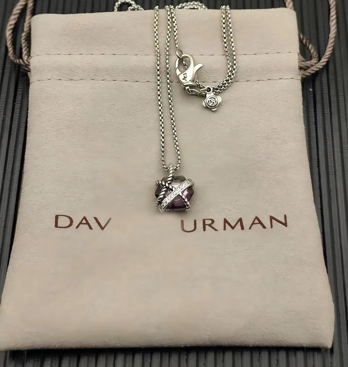 2025 New DY Classic Love Star Pearl Pendant Necklace Temperament Exquisite and Elegant Jewelry Suitable for Any Occasion