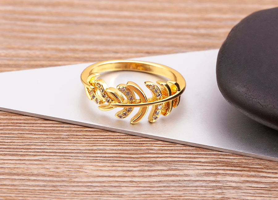 Nidin Adjustable Toe Rings For Women Girls Simple Beach Open Exquisite Design Leaf Shape Lucky Summer Ring Foot Jewelry Gift