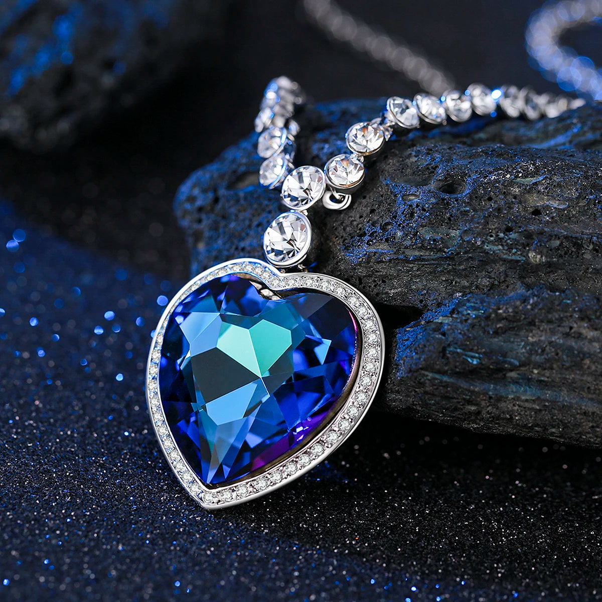 Luxury Heart of the Ocean Necklace for Her, Titanic Inspired Blue Crystal Pendant, Gold & Rhodium Plated Valentine's Day Gift