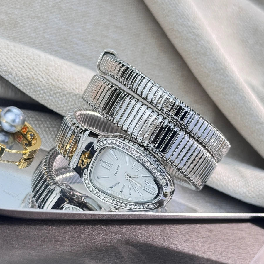Fashionable European And American Snake-Shape Elastic Wrapping Quartz Ladies Watch with Embedded Diamond Bracelet Watch