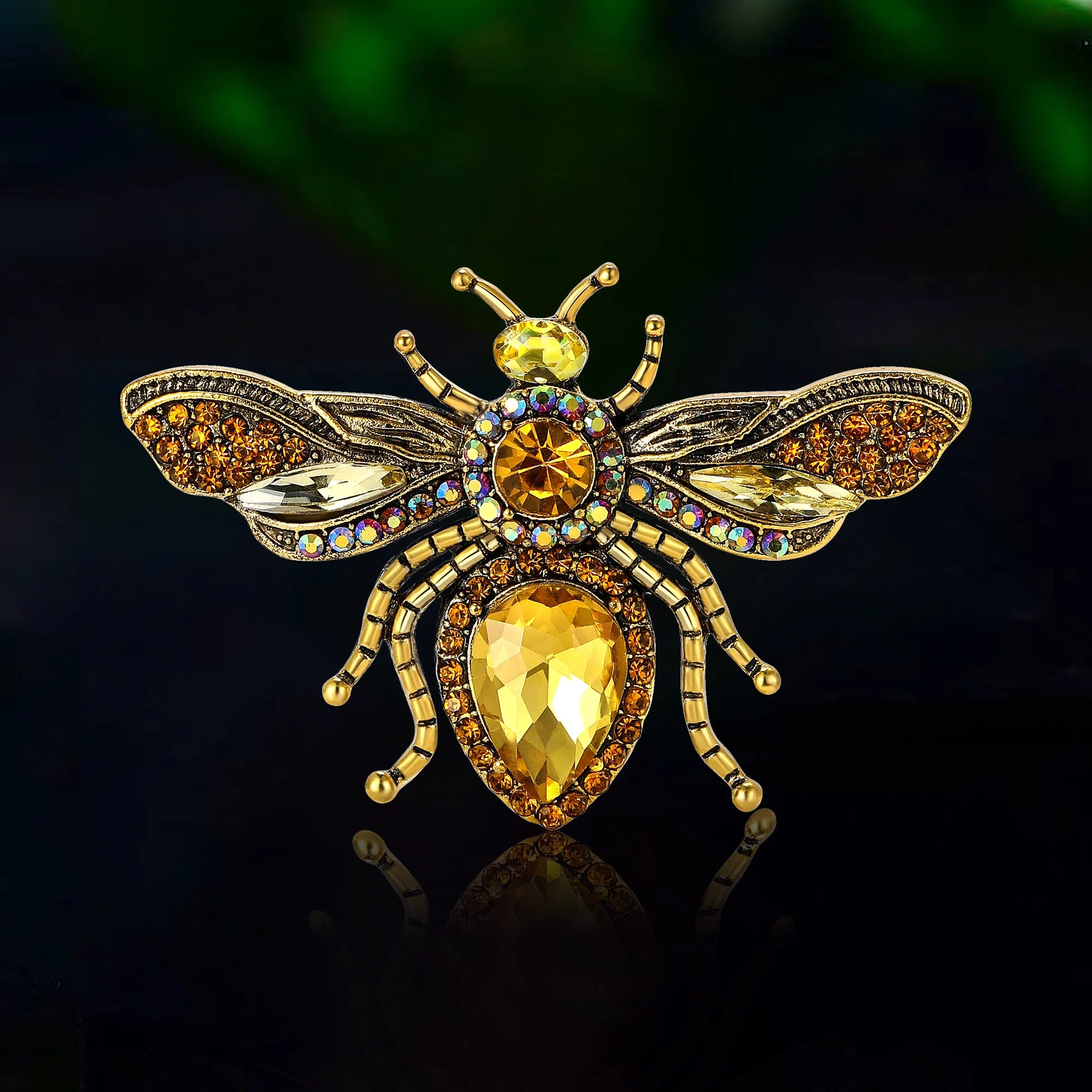 Stylish Rhinestone Bee Brooches for Women Unisex Crystal Glass Insect Pins Event Funny Luxury Gifts New Year Friends Decoration