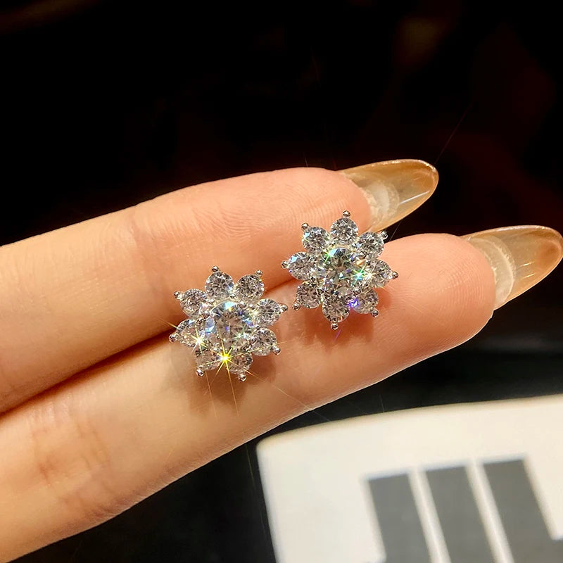 S925 Sterling Silver Elegant Gorgeous 0.5CT Moissanite Flower Earrings for Women Engagement Wedding Fashion Fine Jewelry