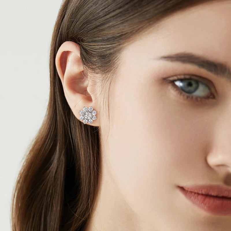 S925 Sterling Silver Elegant Gorgeous 0.5CT Moissanite Flower Earrings for Women Engagement Wedding Fashion Fine Jewelry
