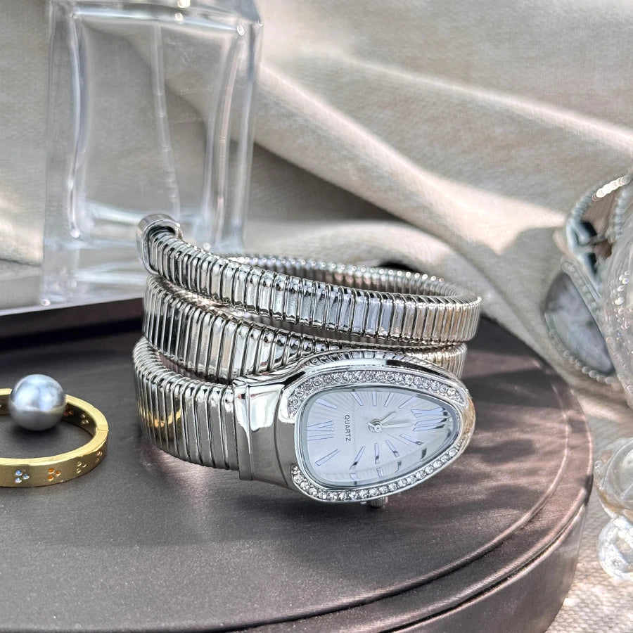 Fashionable European And American Snake-Shape Elastic Wrapping Quartz Ladies Watch with Embedded Diamond Bracelet Watch