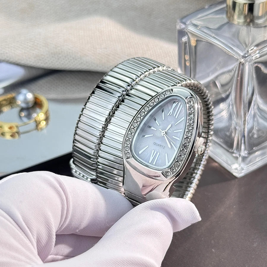Fashionable European And American Snake-Shape Elastic Wrapping Quartz Ladies Watch with Embedded Diamond Bracelet Watch