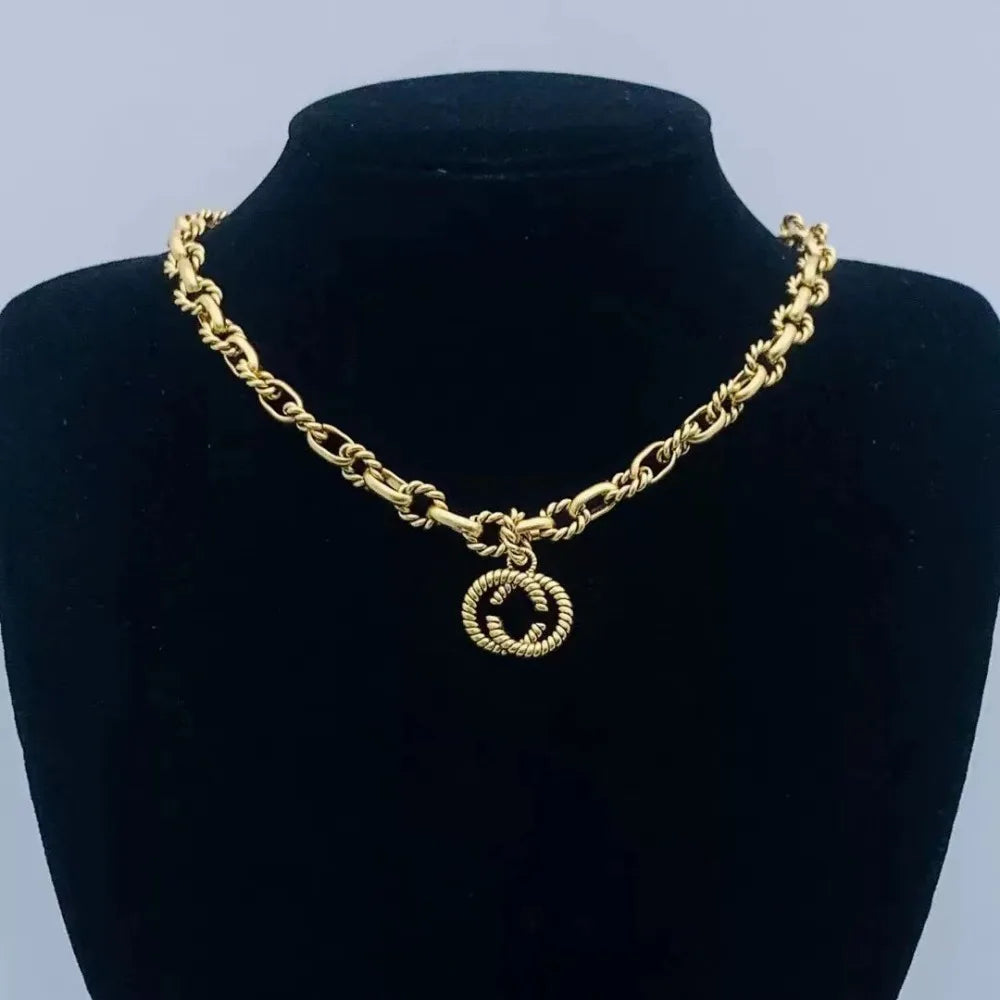 2025 Fashion Coarse Necklace Fashion Classic Vintage Suitable for Women