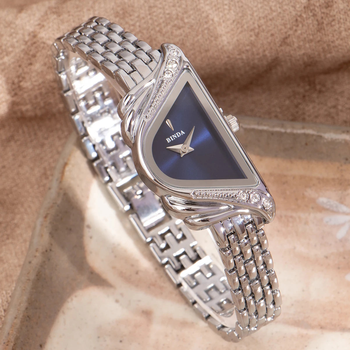 Binda Women’s Quartz Wristwatch – Silver Case, Blue Minimalist Dial, 30M Water Resistant, Elegant Gift Set with Box & Strap Adju