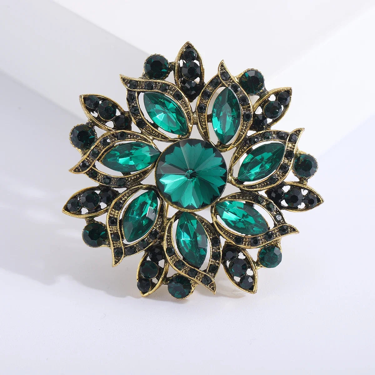 Trendy Large Rhinestone Flower Brooches for Women 8-color Luxury Banquet Party Backpack Gifts Jewelry Accessories