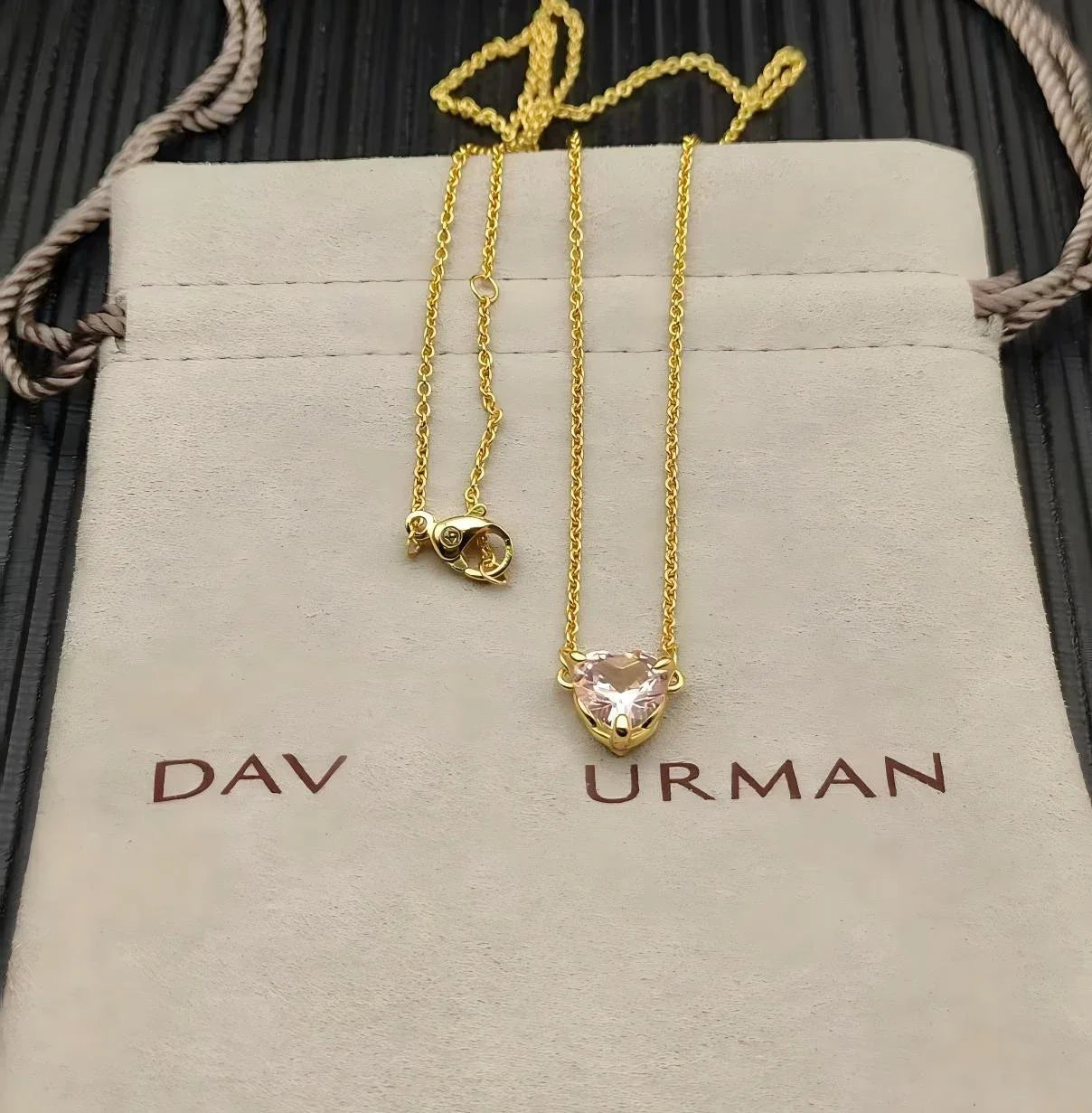 2025 New DY Classic Love Star Pearl Pendant Necklace Temperament Exquisite and Elegant Jewelry Suitable for Any Occasion