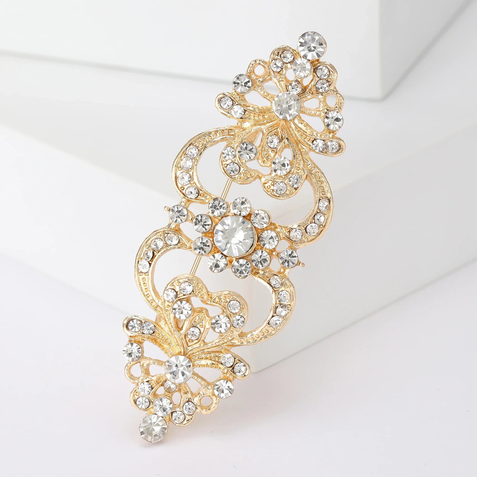 Luxurious Rhinestone Palace Crystal Glass Brooches for Women Unisex Elegant Bridal Pins Event Party Decoration Clothes Accessory